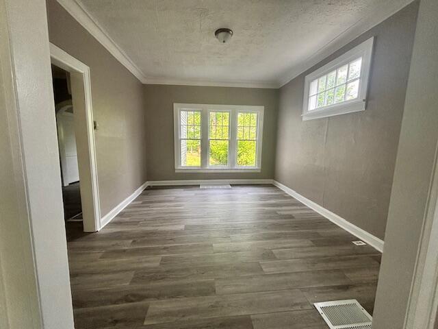 Building Photo - 827 Fairwood Ave