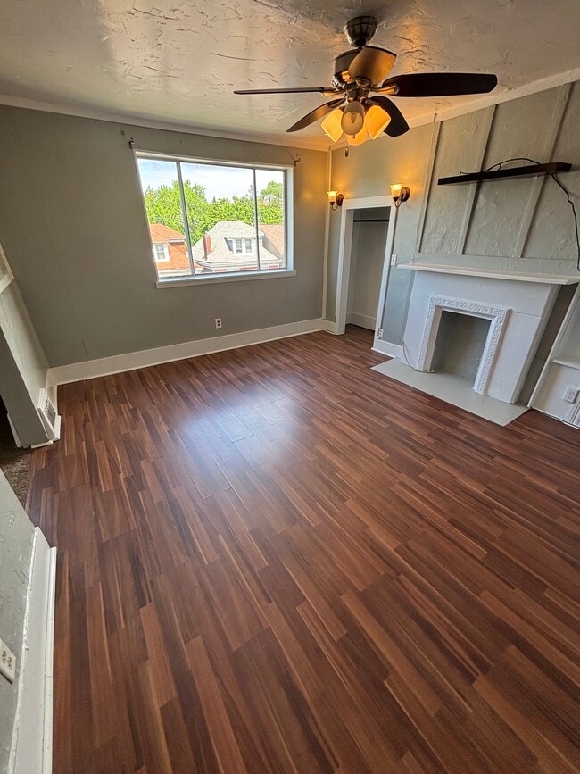Living Room - 353 Grace St