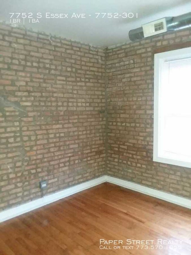 Foto del edificio - 7752 S Essex Ave