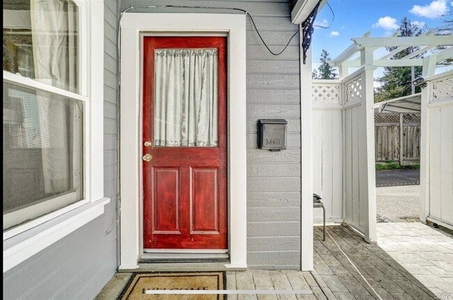 Building Photo - 920 Gravenstein Ave