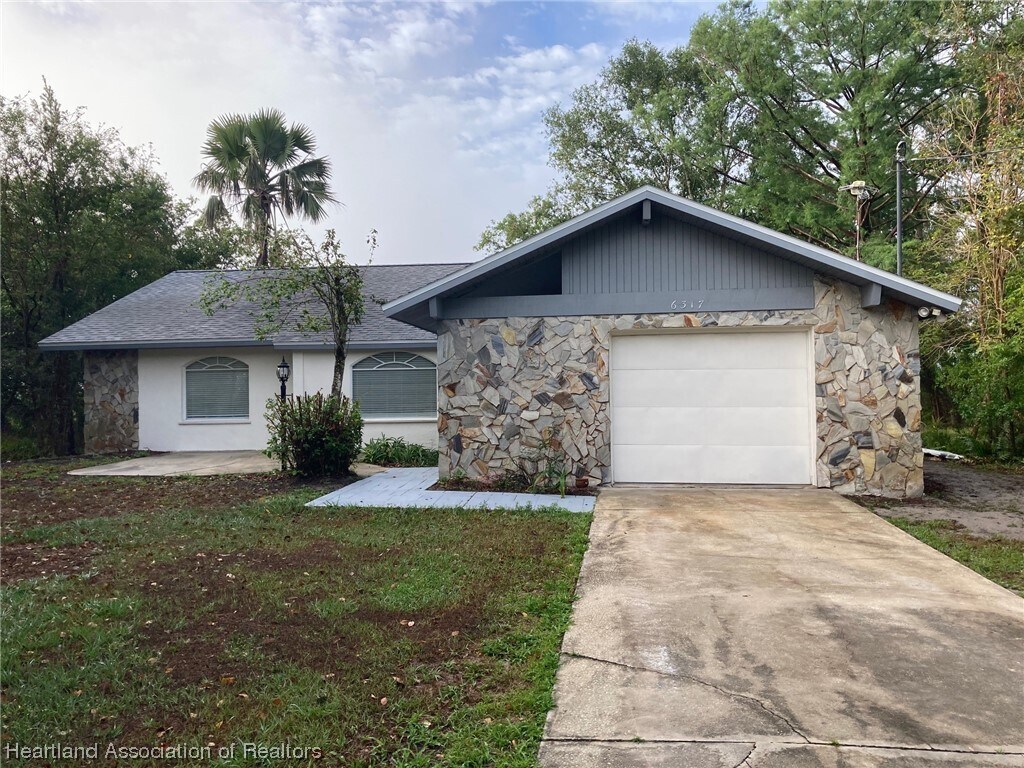 6317 Elm Pl, Sebring, FL 33875 House Rental in Sebring, FL