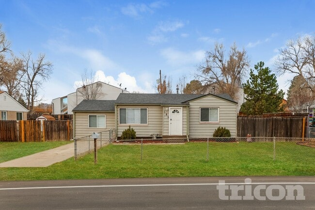 Foto del edificio - 185 N Harlan St