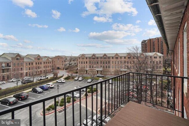 Building Photo - 2639 Boston St
