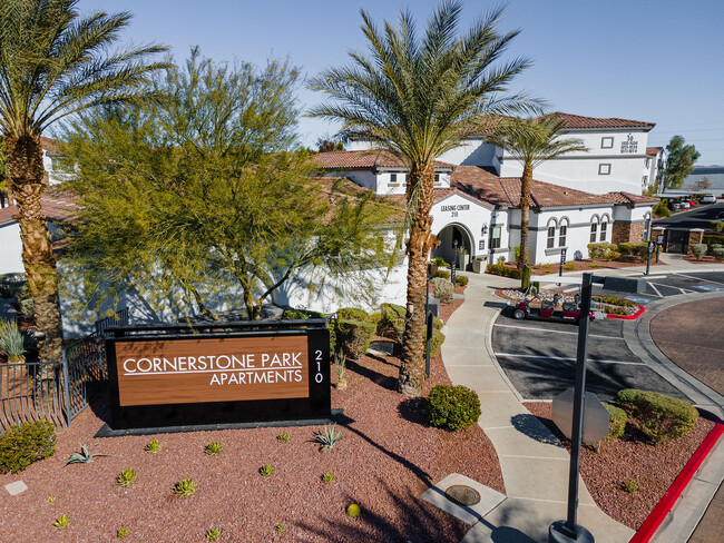 Bienvenidos al parque Cornerstone - Cornerstone Park Apartments