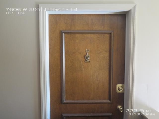 Building Photo - 7606 W 59th Terrace
