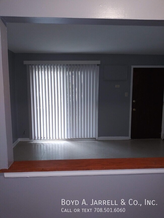 12401 Honore St Unit 041 08, Calumet Park, IL 60827 Room for Rent in