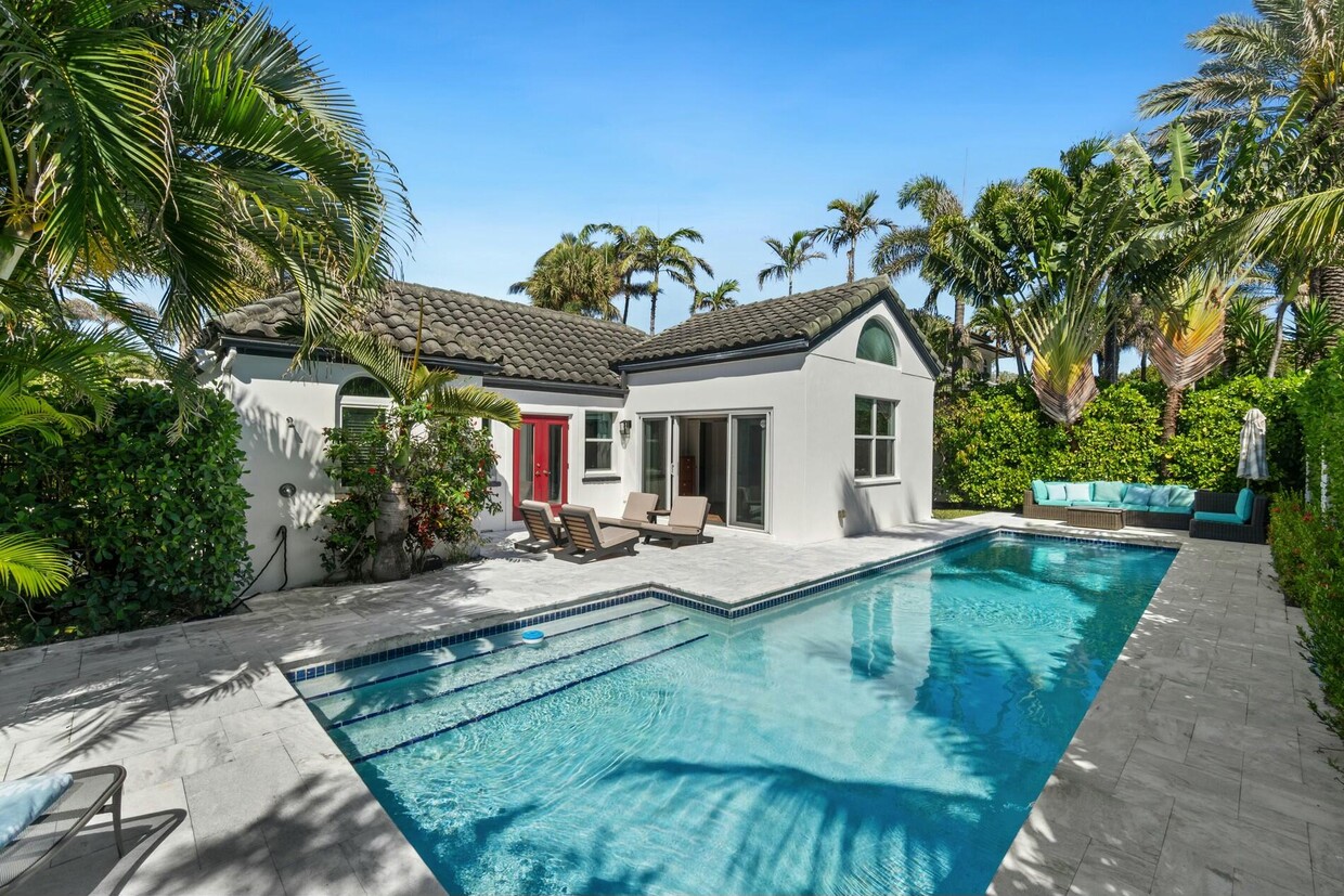 Foto principal - 111 Dolphin Bend Rd