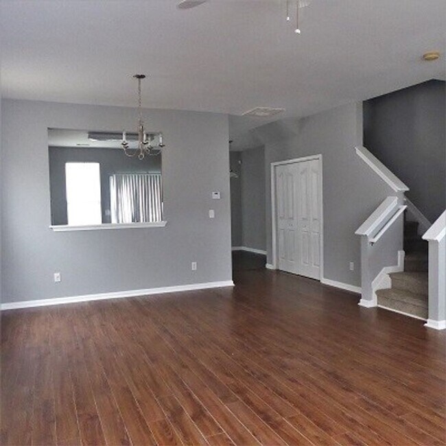 Foto del edificio - 3BR/2.5BA Townhome in Cobblestone Cove, Mo...
