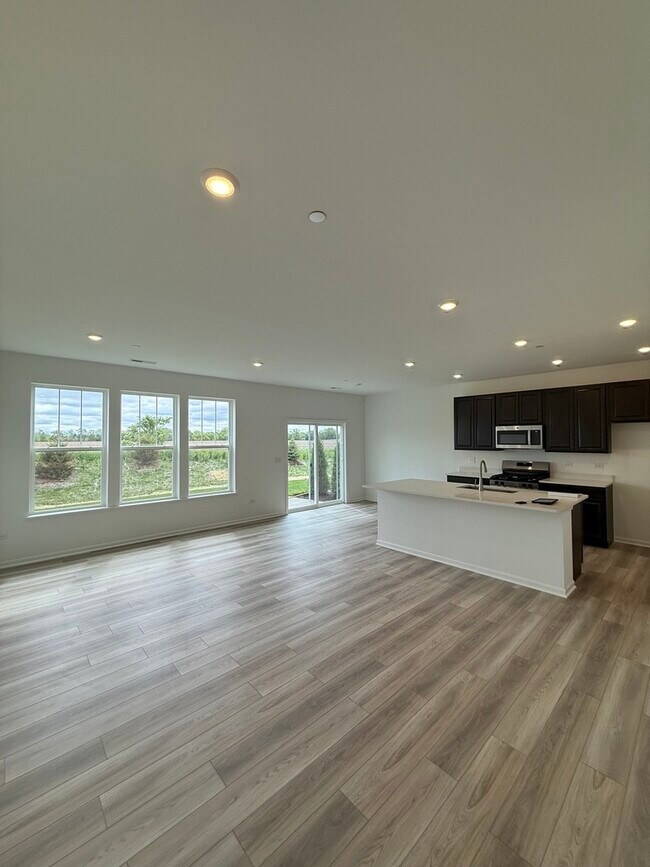 Foto del edificio - 10208 McMahon Wy