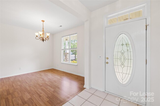 Foto del edificio - 17320 Brightstone Ct