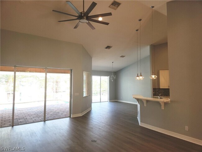 Foto del edificio - 3129 SW 26th Pl