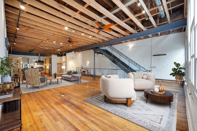 Foto del edificio - Condo In The Heart of Downtown Greenville!