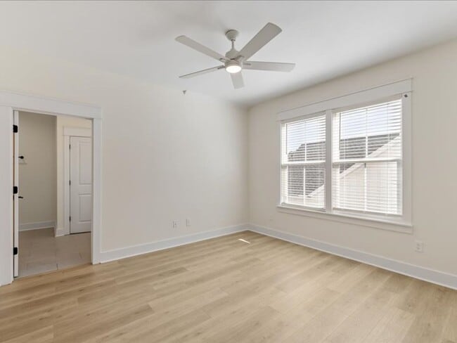 Photo - A great place to stay that is a nice and c... House