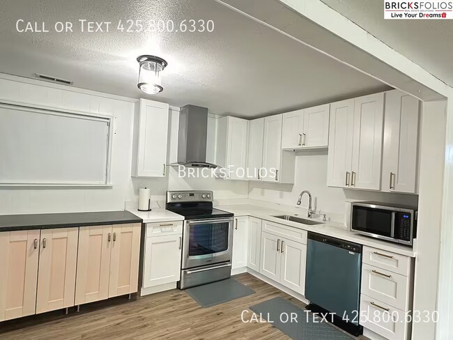 Foto del edificio - 1129 207th Pl