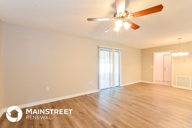 Foto del edificio - 6005 Keystone Ave