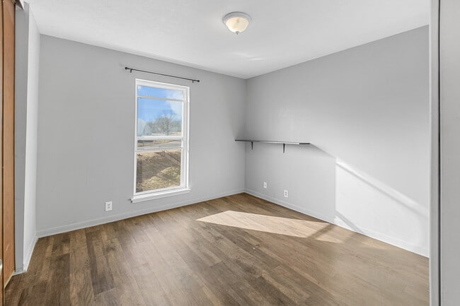 Foto del edificio - 711 ManApart