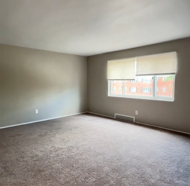 Interior Photo - Hillside Meadows