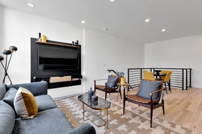 Building Photo - 3817 14th St NW