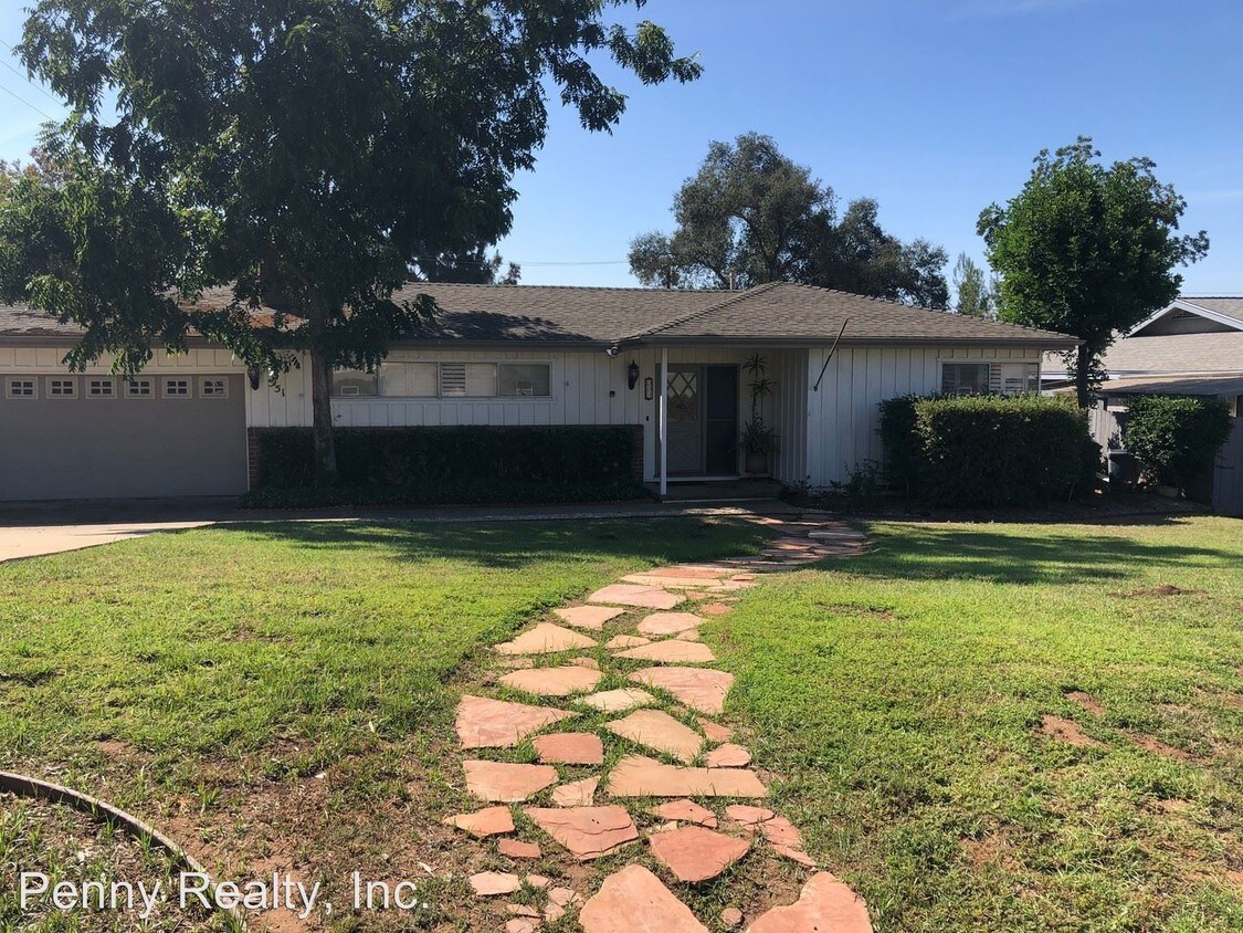 Primary Photo - 3 br, 2 bath House - 351 Cascade Road