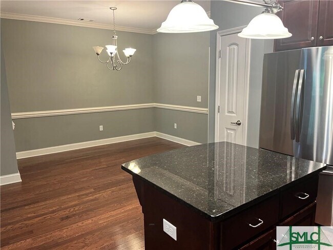 Foto del edificio - 60 Golden Rod Loop