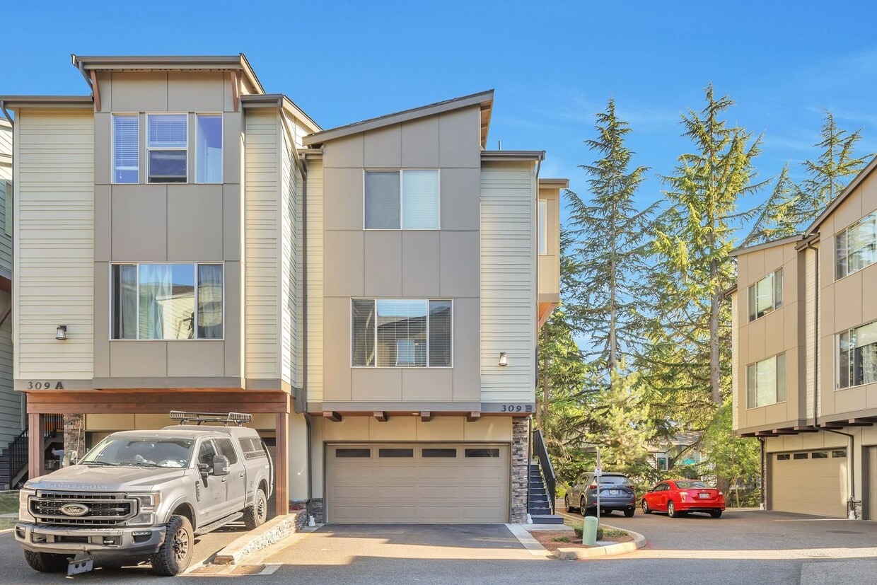 Foto principal - 309 S 47th St