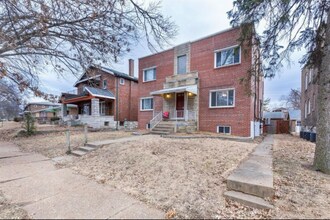 Building Photo - 6000 Arendes Dr