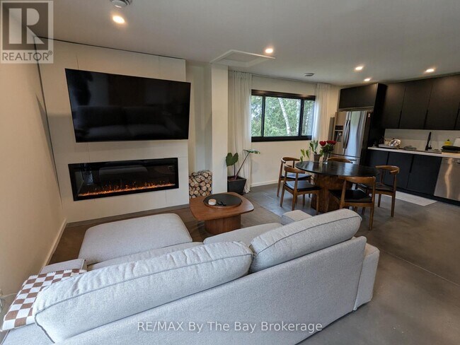 Photo du bâtiment - 117 Glenlake Blvd