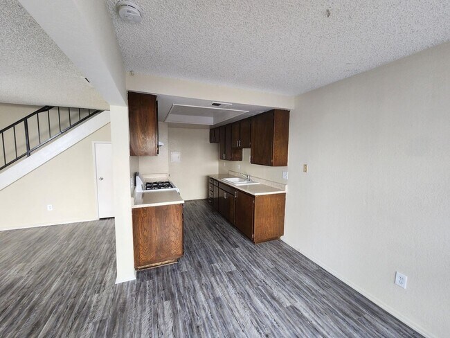 Building Photo - Cerritos Villas: 2 Bedroom 1 Bath Attached...