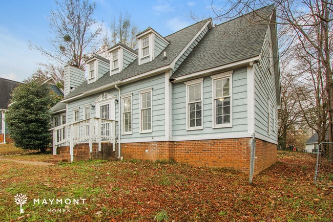 Foto del edificio - 135 Kenton Dr