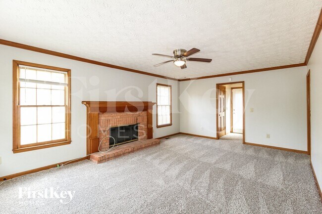 Foto del edificio - 1845 Rockside Ln SW