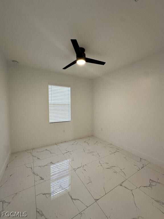 Foto del edificio - 325 Paulcrest Ave