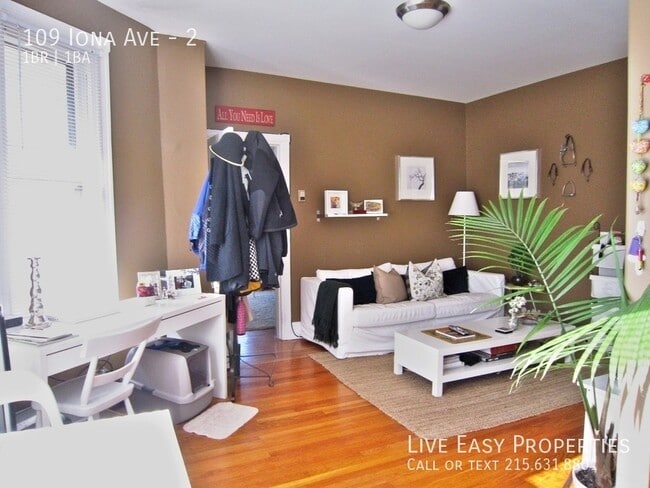 Building Photo - 109 Iona Ave