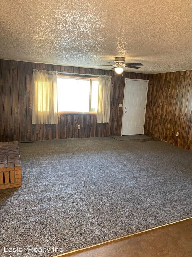 Foto del edificio - 4 br, 2 bath House - 3540 Hope St.