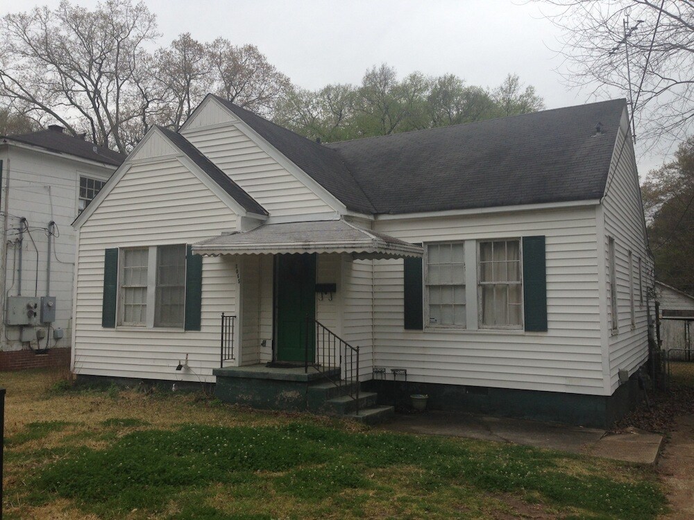 Primary Photo - 3065 Oxford Ave