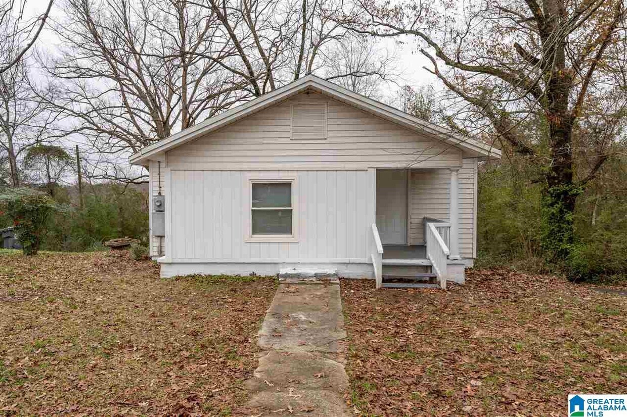 Primary Photo - 1001 Graham Dr