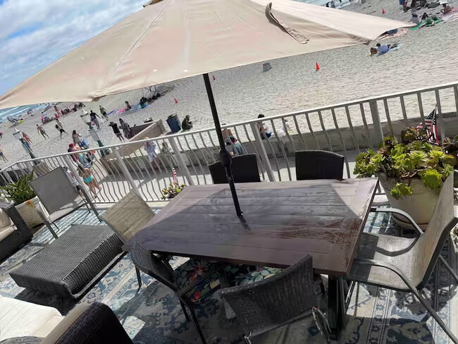 Balcony - 704 Ventura Pl