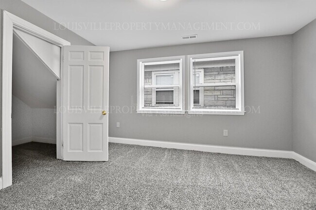 Photo - 4143 W Market St Apartment