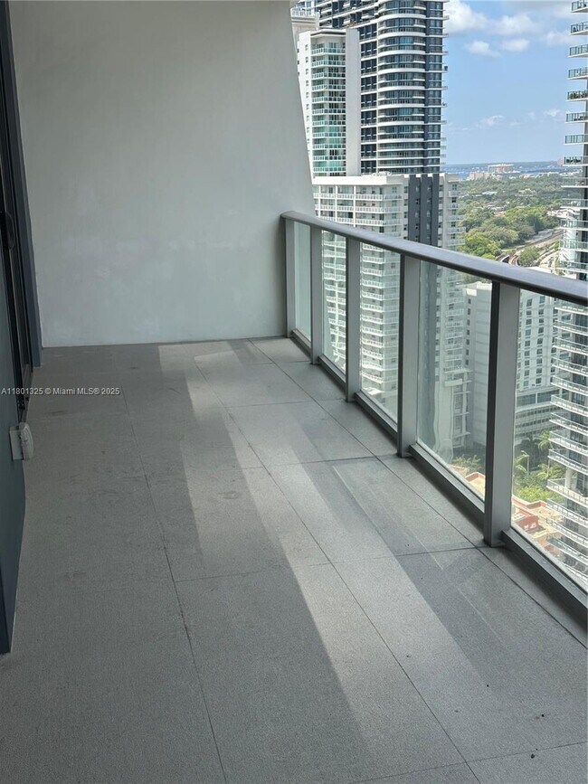 Foto del edificio - 1010 Brickell Ave