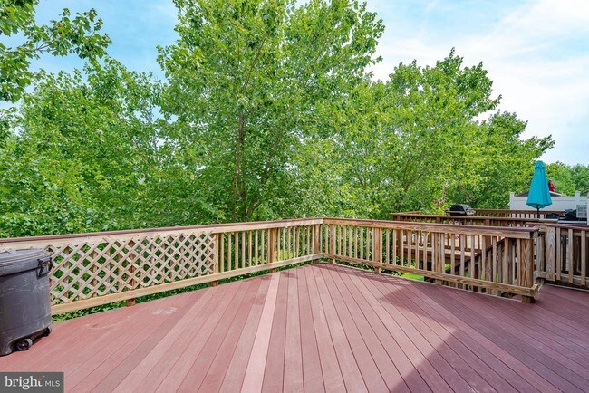 Building Photo - 10754 Enfield Dr