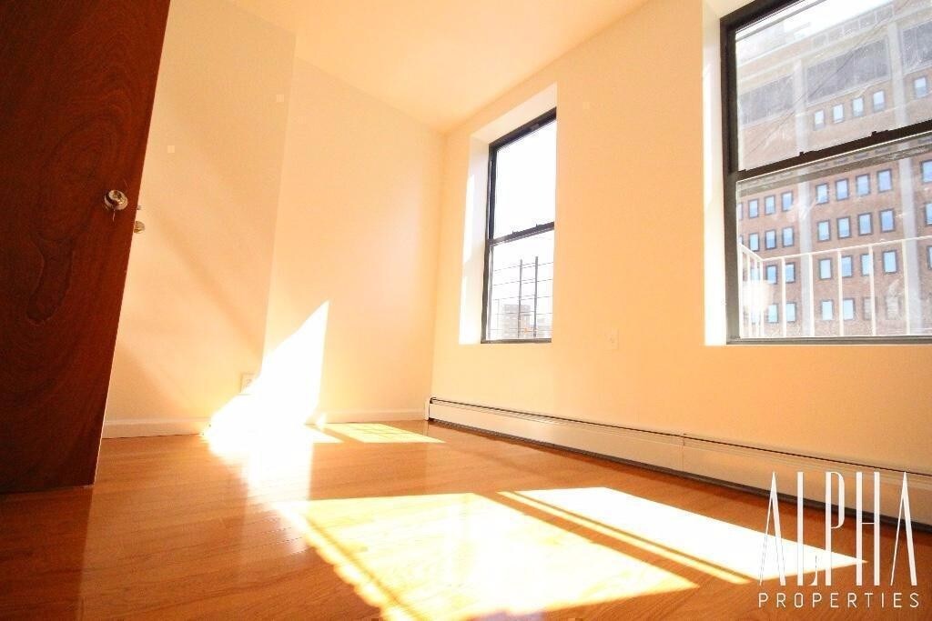 Foto principal - 199 Henry St