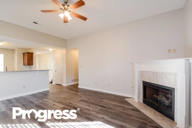 Building Photo - 8334 Regal Bend Dr