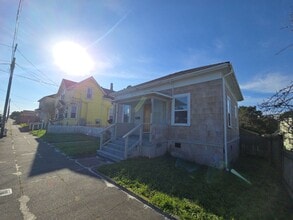 Building Photo - 2200 Union St