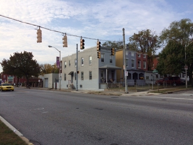 Primary Photo - 274-276 S Loudon Ave