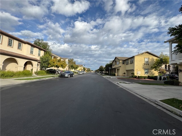 Foto del edificio - 224 E Bridenbecker Ave