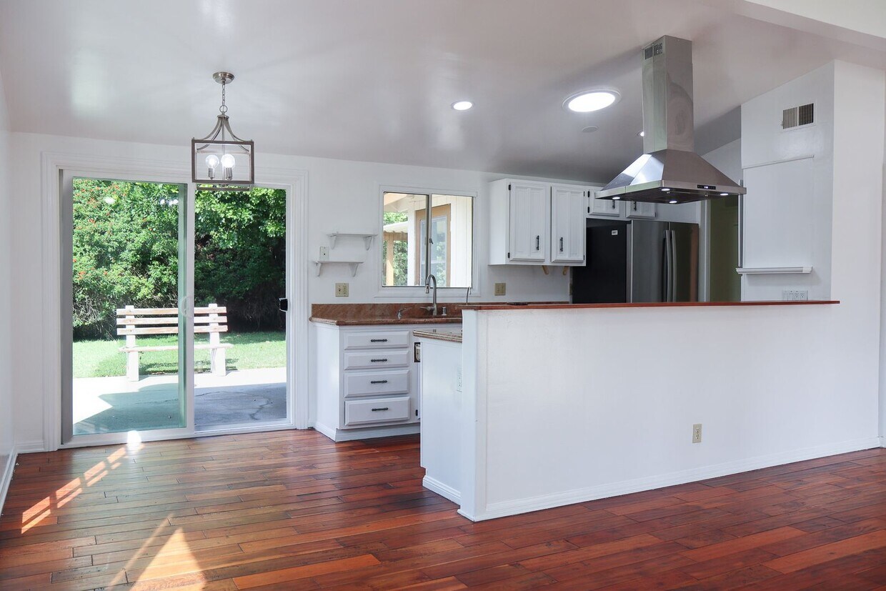 Primary Photo - Remodeled Gem with Spacious Yard and New B...