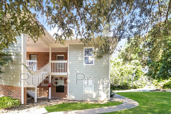 Building Photo - 9517 Newell Hickory Grove Rd