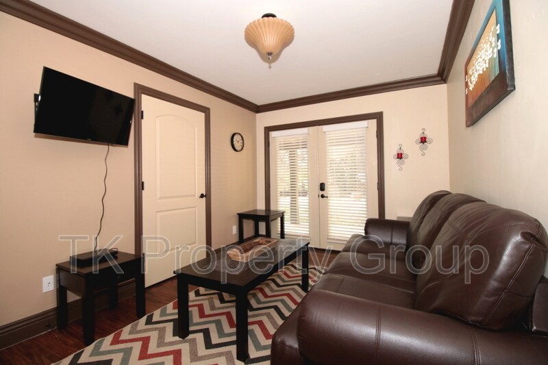 10716 Cedar Ave, Grass Valley, CA 95945 Condo for Rent in Grass