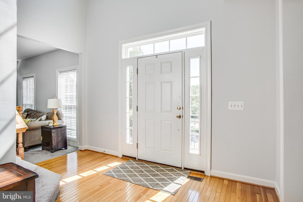 Foto principal - 1000 Hotchkiss Pl