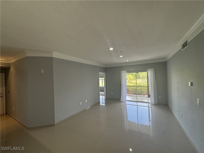 Building Photo - 11530 Villa Grand