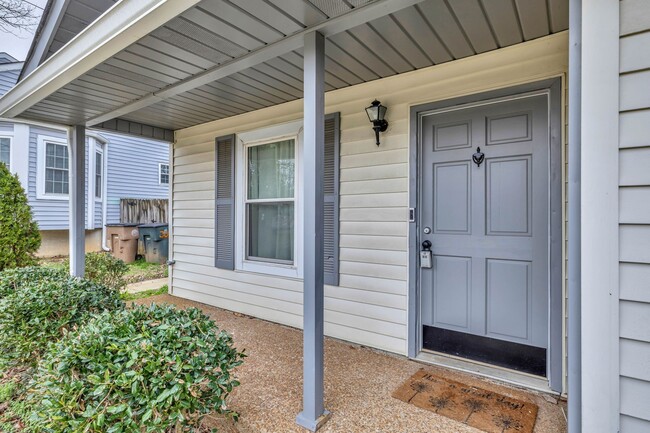 Building Photo - 3350 Oak Trees Ct